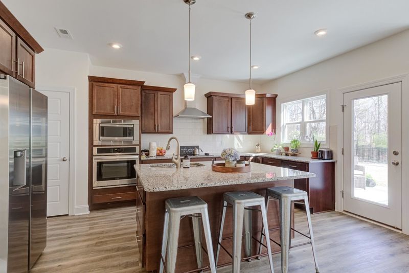 261 Kavanaugh Rd, Wake Forest, NC 27587