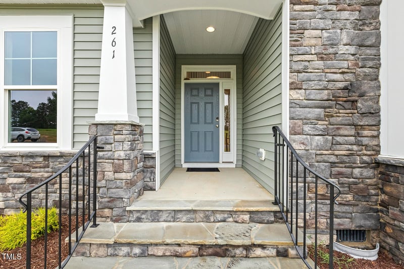 261 Kissington Way, Benson, NC 27504