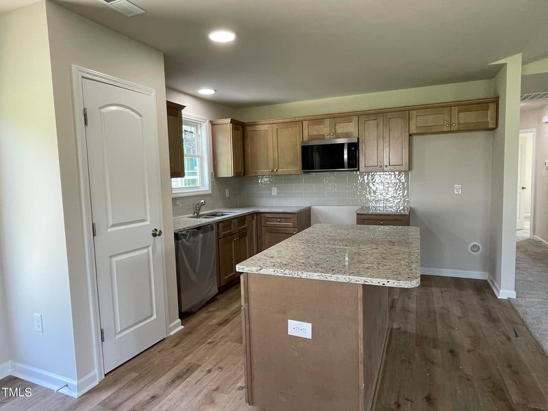 261 Phil Jack Rd, Dunn, NC 28334