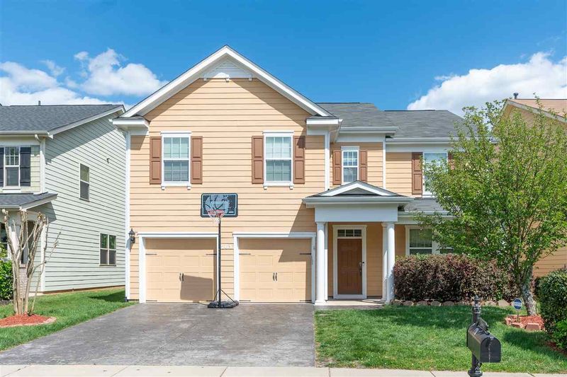 261 Seymour Pl, Cary, NC 27519