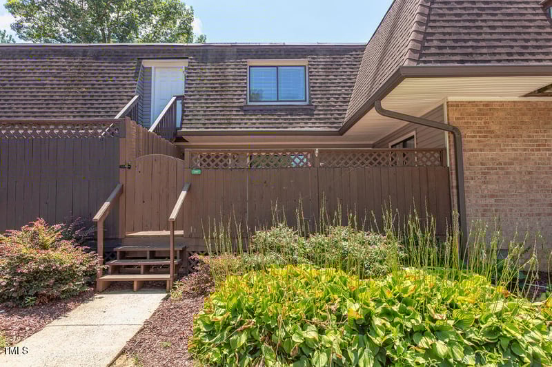 261 Summerwalk Cir, Chapel Hill, NC 27517