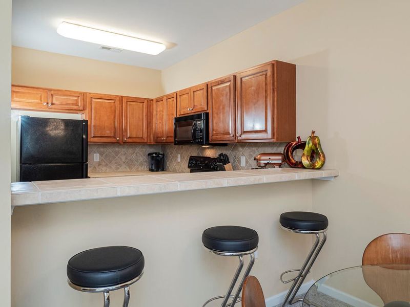 2610 Oldgate Dr #206, Raleigh, NC 27604