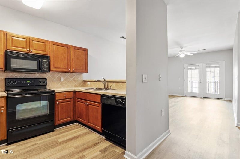 2610 Oldgate Dr #302, Raleigh, NC 27604