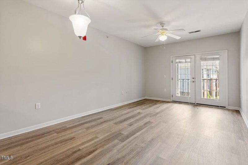 2610 Oldgate Dr #302, Raleigh, NC 27604