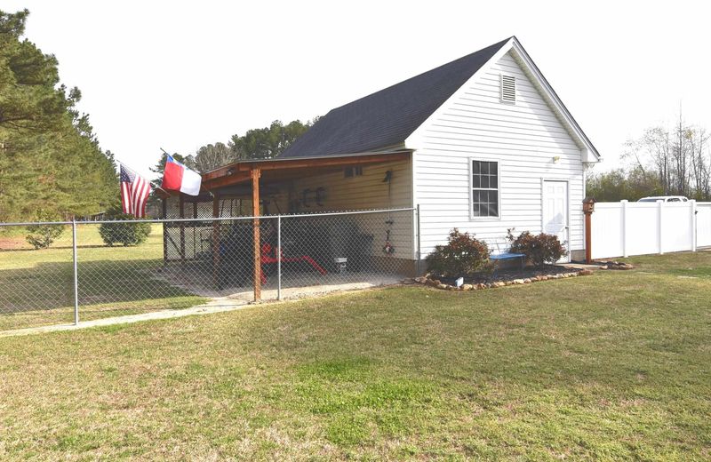 2610 Prophecy Rd, Middlesex, NC 27557