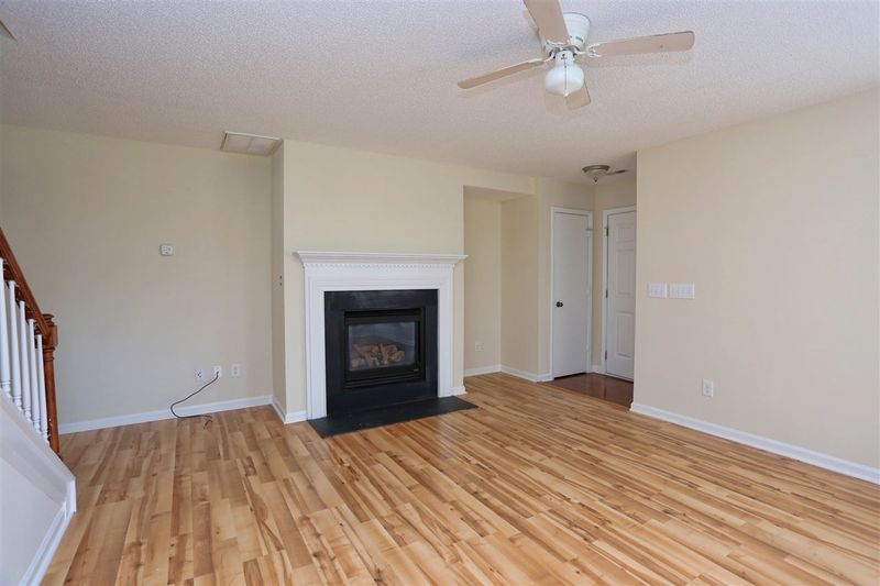 2610 Quarry Ridge Ln, Raleigh, NC 27610