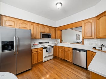 2610 Sawmill Rd, Raleigh, NC 27613