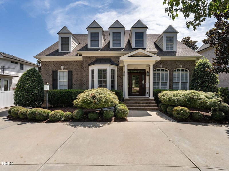 2610 St Marys St, Raleigh, NC 27609