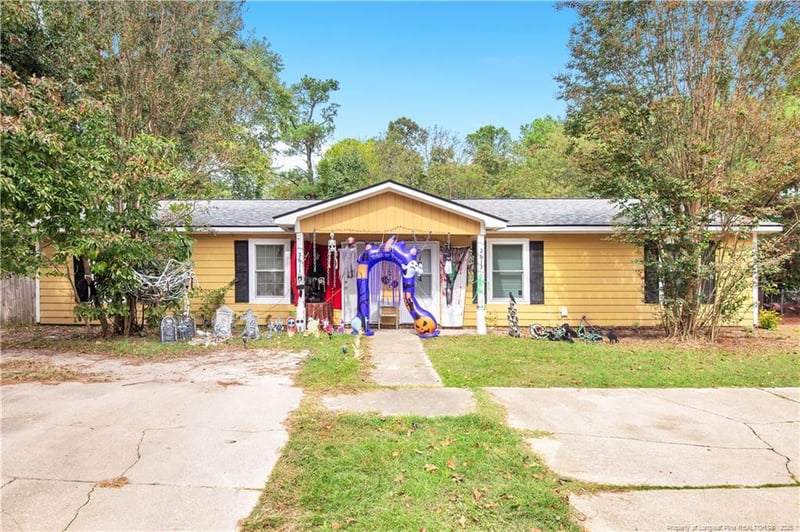 2611 - 2613 Graham Rd, Fayetteville, NC 28304