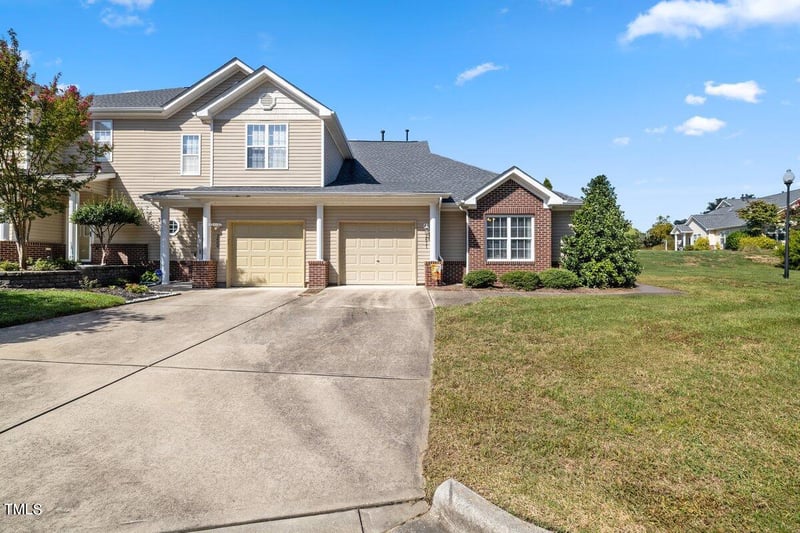 2611 Andover Glen Rd, Raleigh, NC 27604