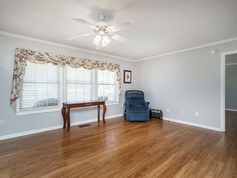 2611 Mapleview Ln, Burlington, NC 27217