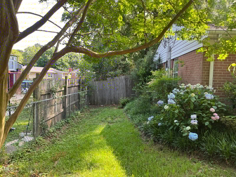 2612 Academy St, Sanford, NC 27332