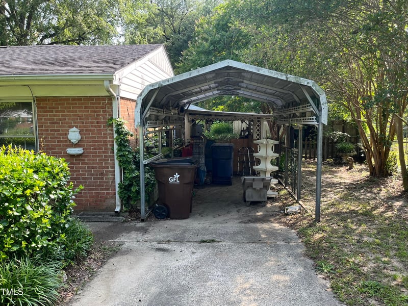 2612 Academy St, Sanford, NC 27332