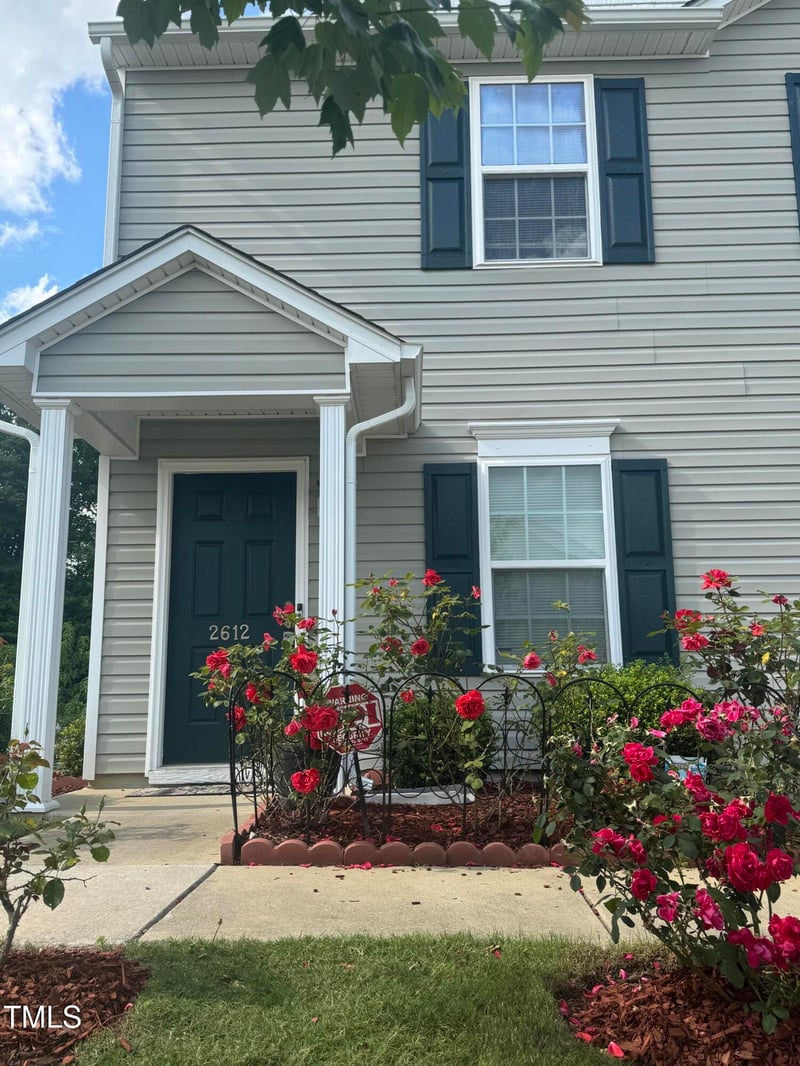 2612 Beagle Landing Dr, Raleigh, NC 27610