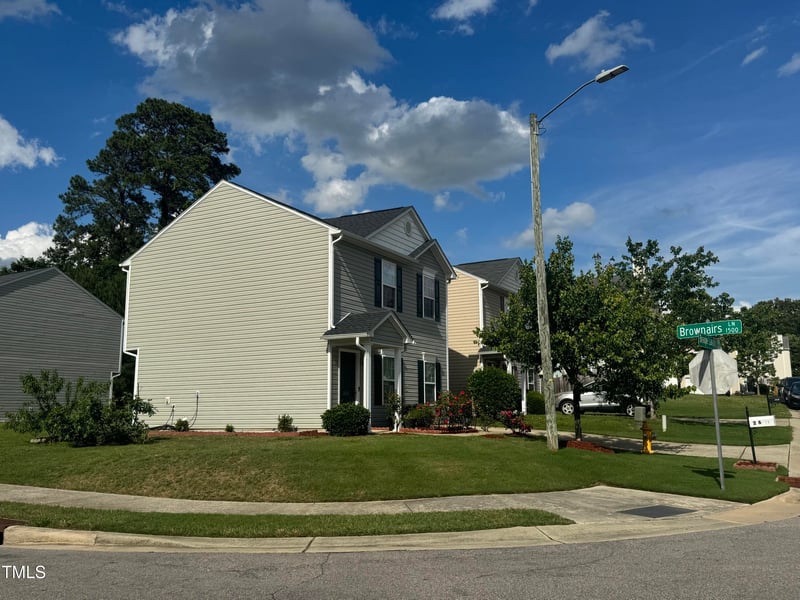 2612 Beagle Landing Dr, Raleigh, NC 27610