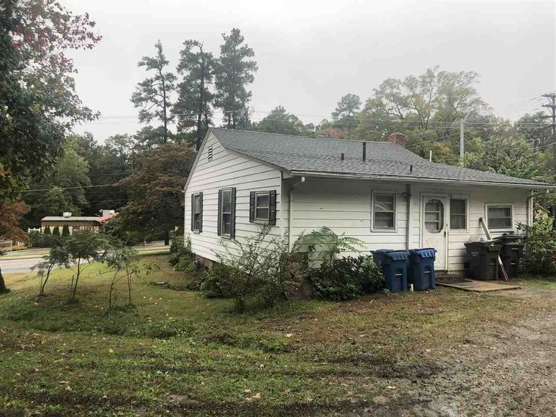 2612 Broad St, Durham, NC 27704