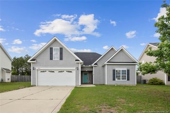 2612 Indian Wells Ct, Hope Mills, NC 28348
