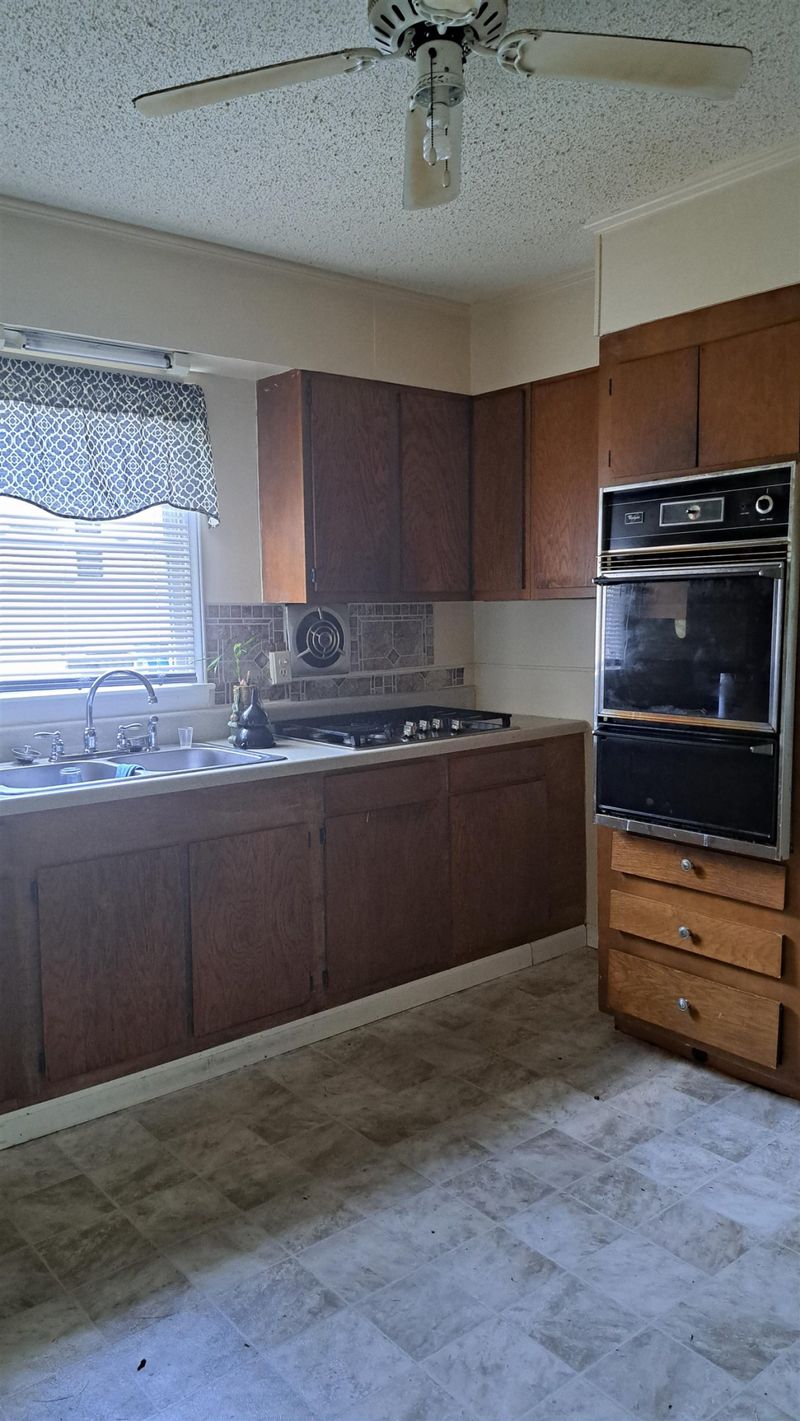 2612 Kirby St, Durham, NC 27713