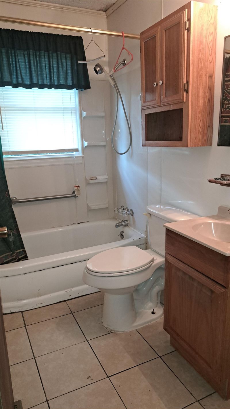 2612 Kirby St, Durham, NC 27713