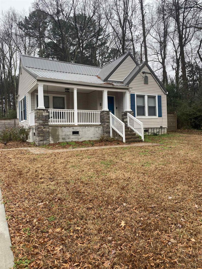 2612 Ross Rd, Durham, NC 27703