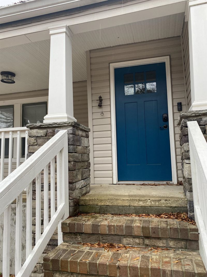 2612 Ross Rd, Durham, NC 27703