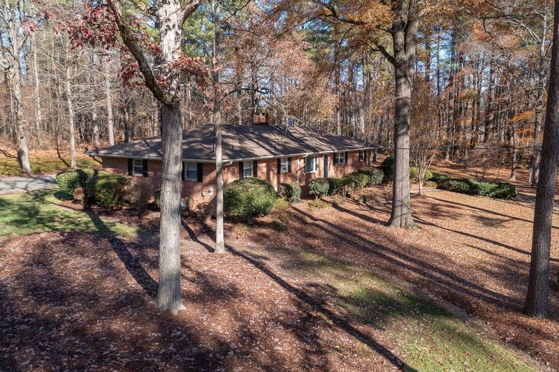 2612 Shady Grove Rd, Durham, NC 27703