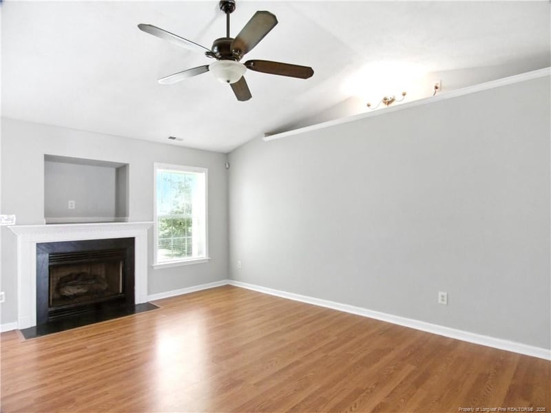 2613 Cameron Woods Ln, Fayetteville, NC 28306