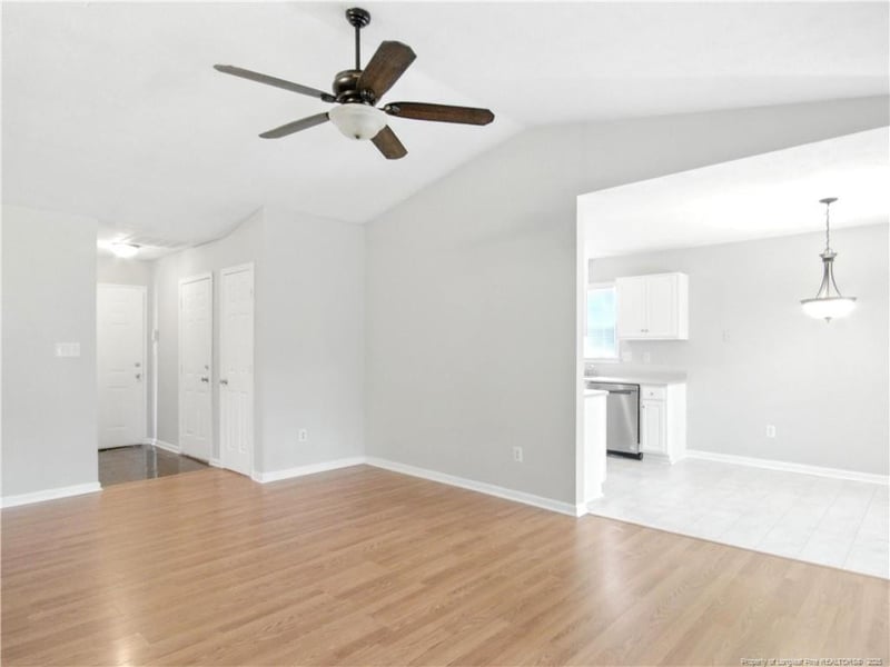 2613 Cameron Woods Ln, Fayetteville, NC 28306