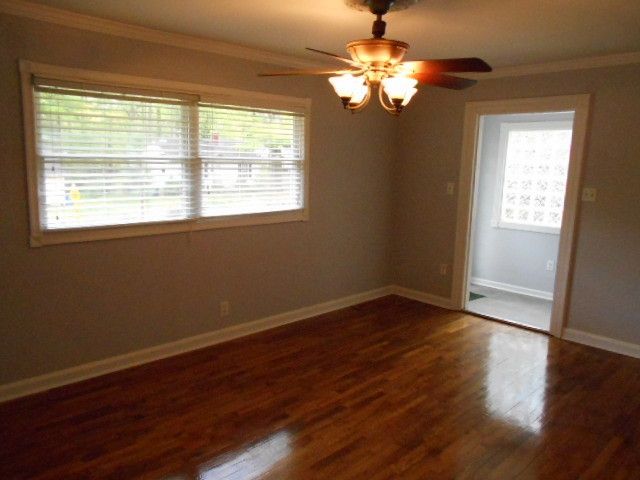 2613 Cascadilla St, Durham, NC 27704