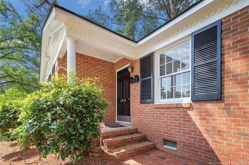 2613 Edgewater Dr, Fayetteville, NC 28303