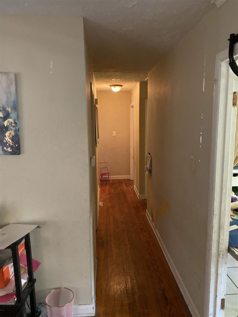 2613 Elmhurst Cir, Raleigh, NC 27609