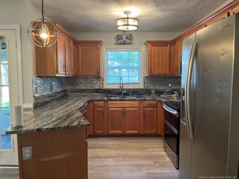 2613 Gressitt Point Ln, Fayetteville, NC 28306