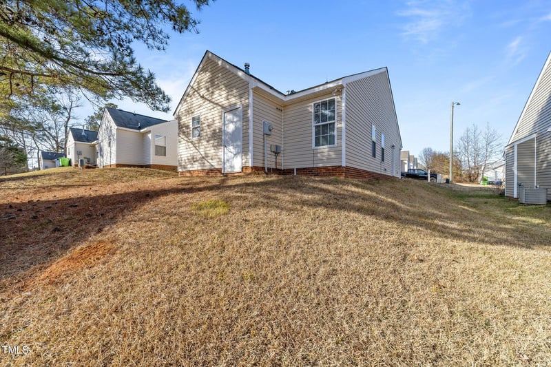 2613 Lilymount Dr, Raleigh, NC 27610