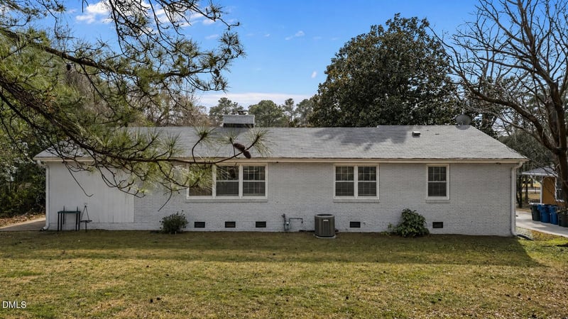 2613 Poole Rd, Raleigh, NC 27610