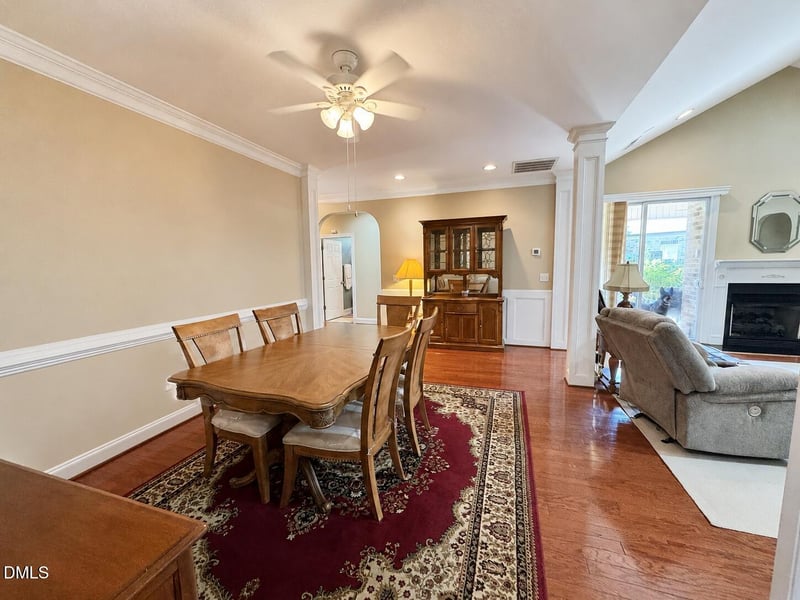 2613 Saintsbury Dr, Burlington, NC 27215