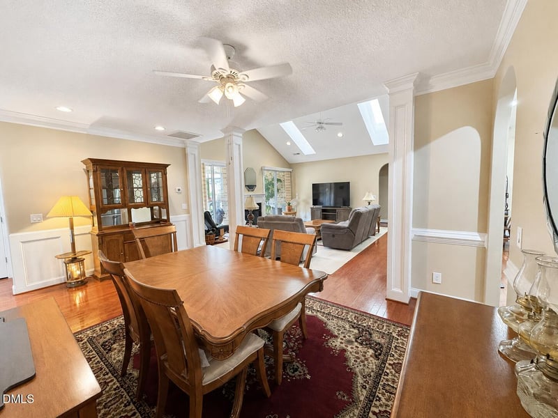 2613 Saintsbury Dr, Burlington, NC 27215