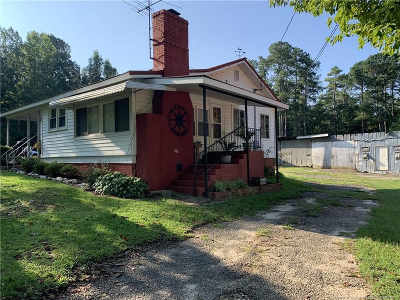 2614 Broadway Rd, Sanford, NC 27332