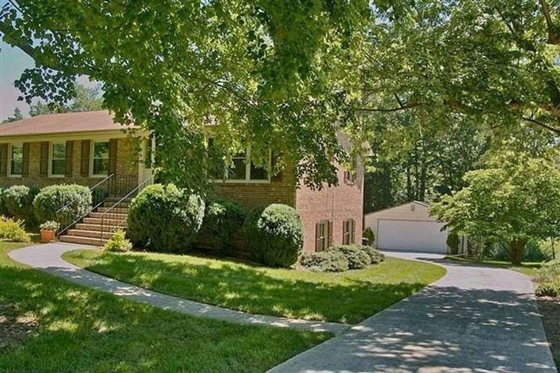 2614 Freemont Rd, Durham, NC 27705