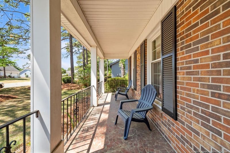 2614 Torcross Dr, Fayetteville, NC 28304