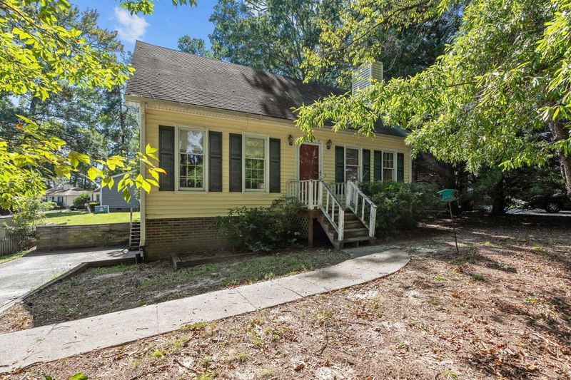 2614 Woodmont Dr, Durham, NC 27705