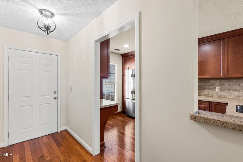 2615 Cottage Cir, Raleigh, NC 27613