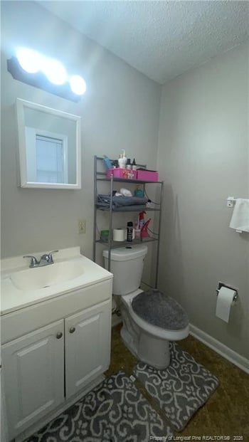 2615 Dinsmore Dr, Fayetteville, NC 28306