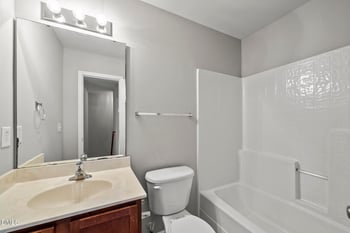 2615 Wyntercrest Ln, Durham, NC 27713