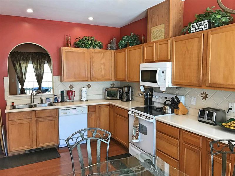 2616 Alder Ridge Ln, Raleigh, NC 27603