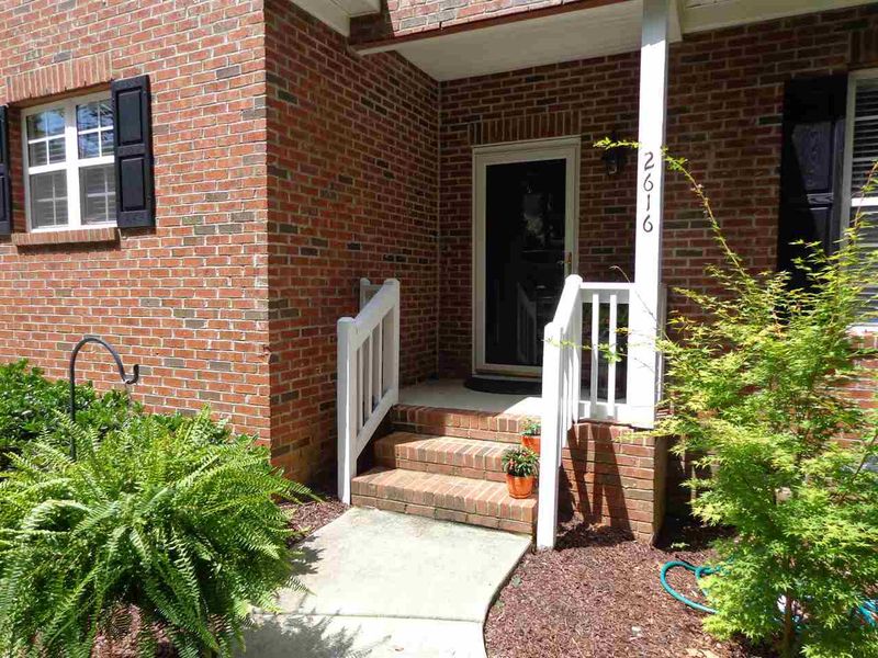2616 Broad Oaks Pl, Raleigh, NC 27603