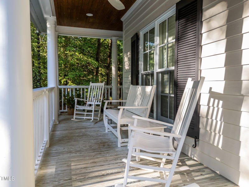 2616 Dockery Ln, Raleigh, NC 27606