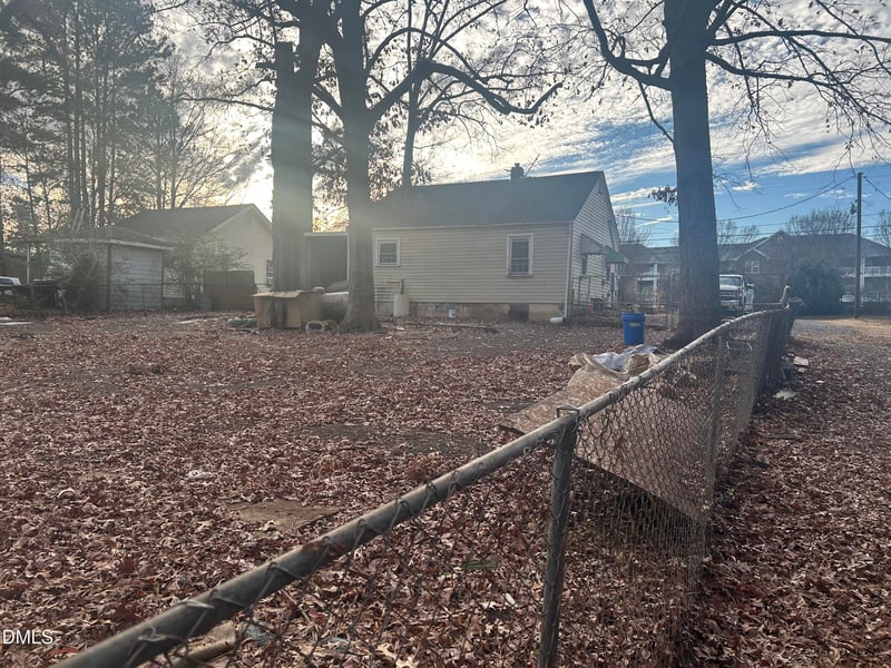 2616 Omah St, Durham, NC 27705