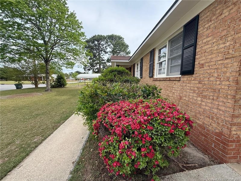 2616 Phoenician Dr, Fayetteville, NC 28306
