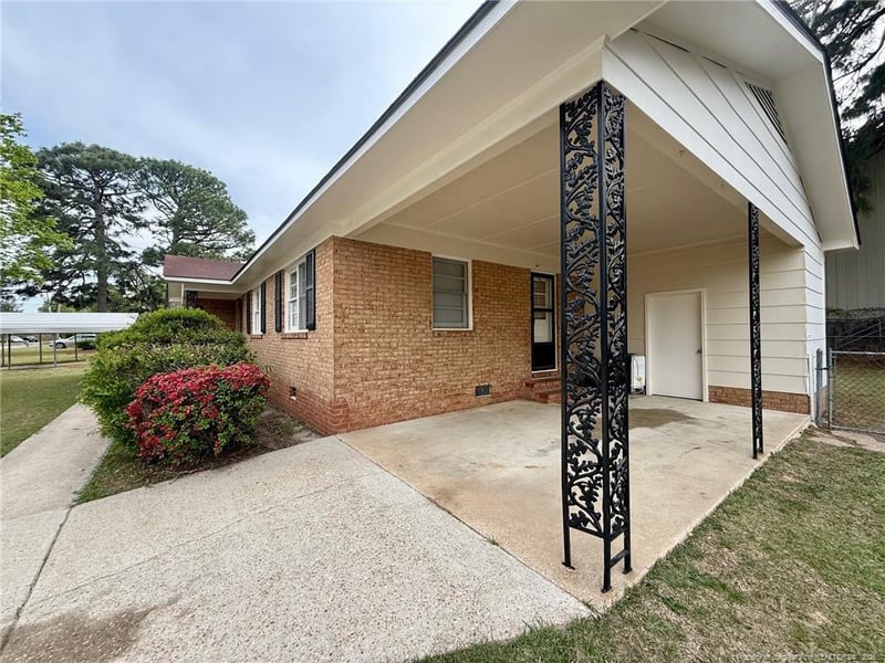 2616 Phoenician Dr, Fayetteville, NC 28306