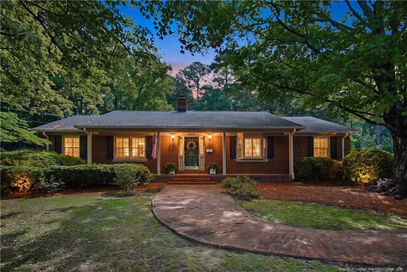 2616 Westchester Dr, Fayetteville, NC 28303